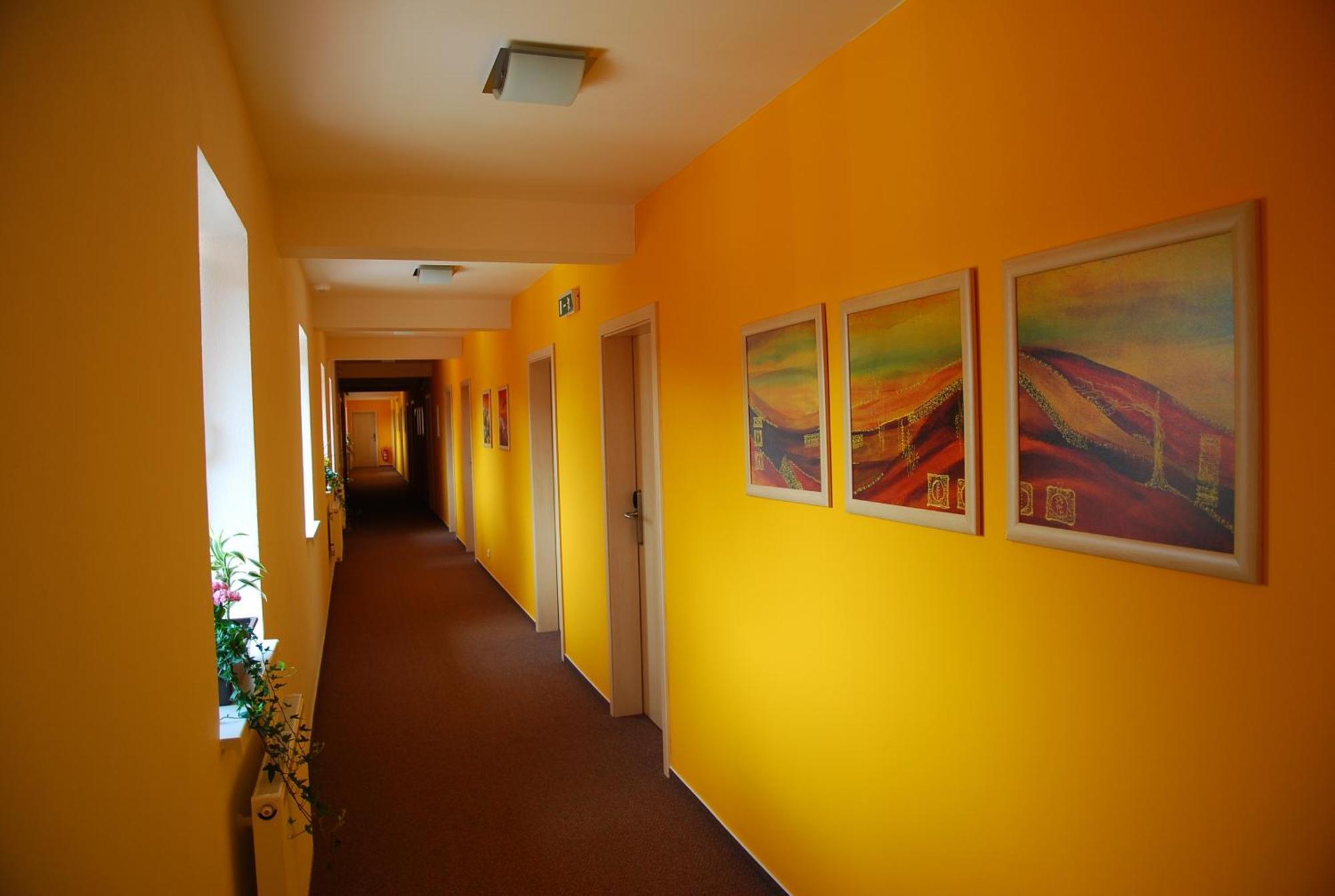 Hotel Senimo Olomouc Esterno foto