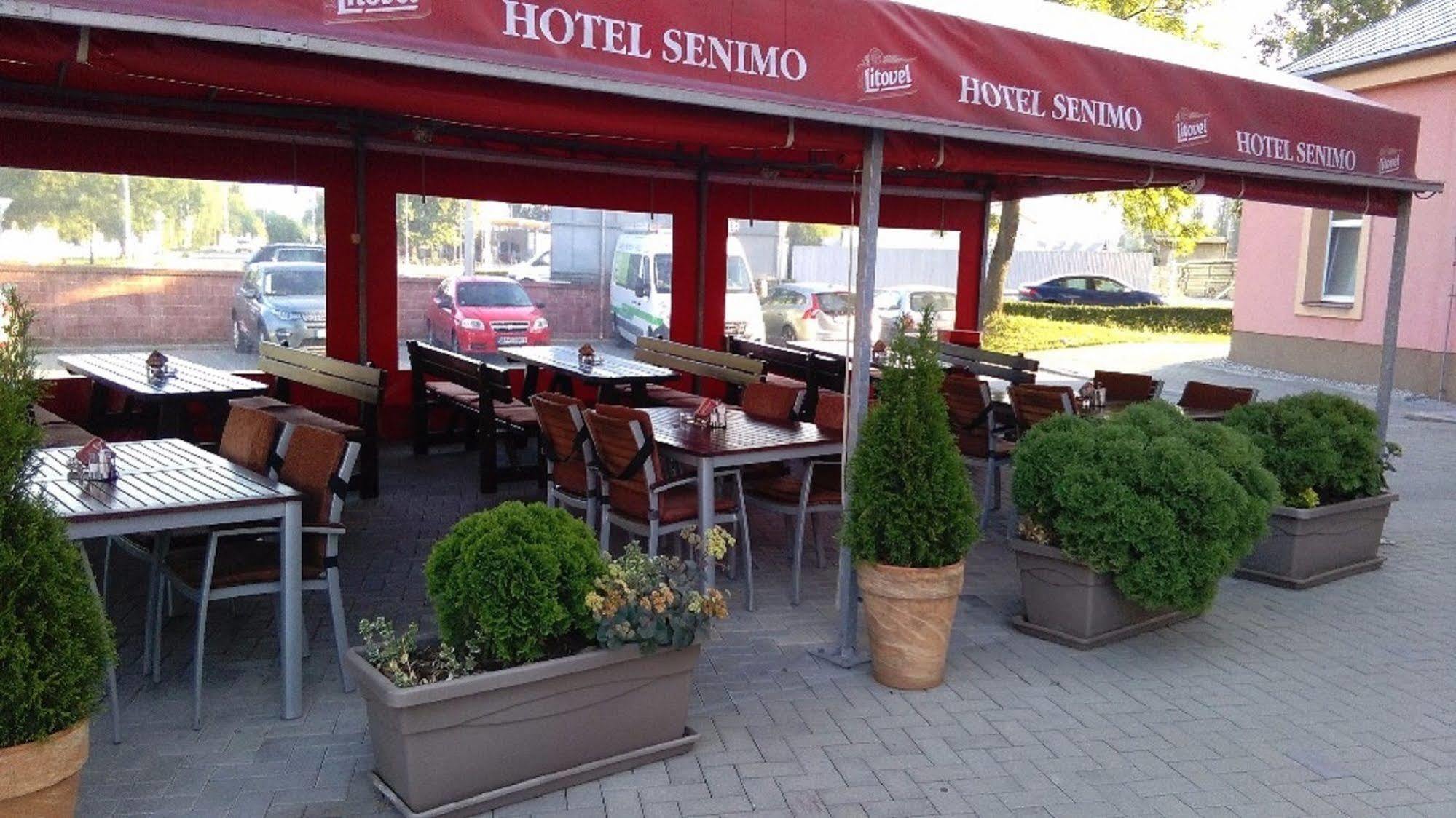 Hotel Senimo Olomouc Esterno foto